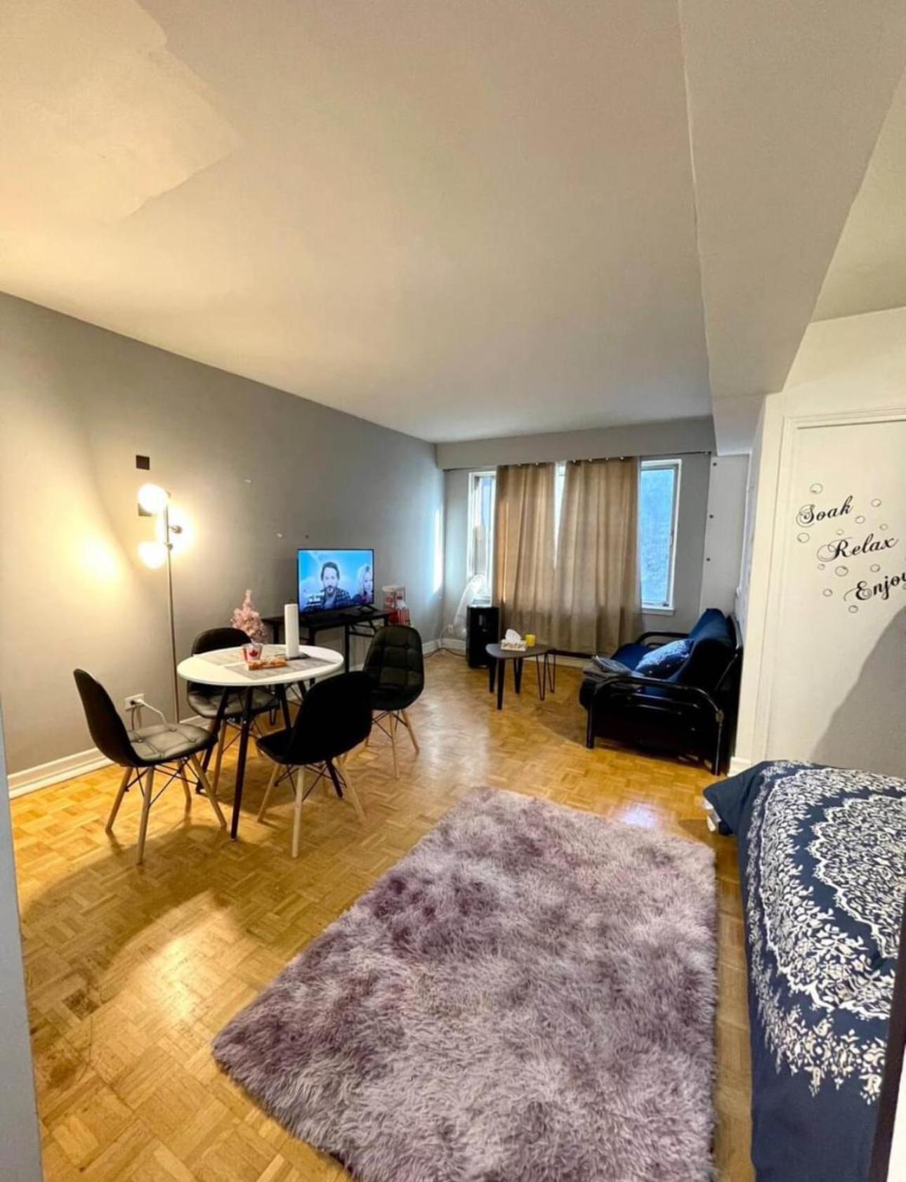 Affordable Cuttie 4 Persons 2 Beds In Downtown Apartment Montreal Luaran gambar