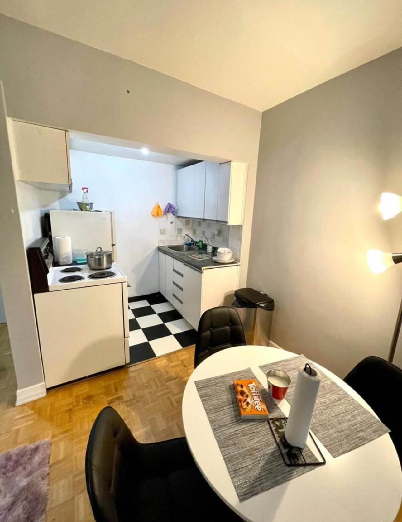 Affordable Cuttie 4 Persons 2 Beds In Downtown Apartment Montreal Luaran gambar