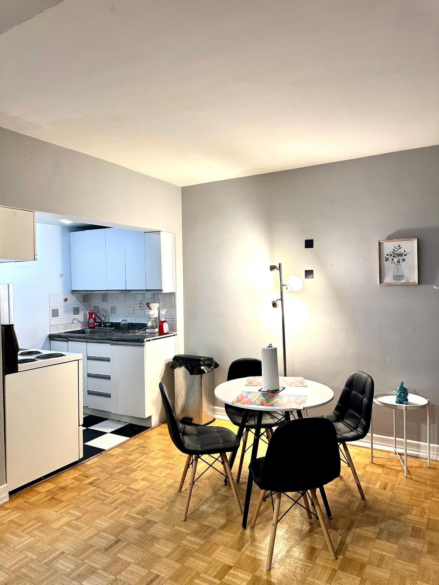 Affordable Cuttie 4 Persons 2 Beds In Downtown Apartment Montreal Luaran gambar